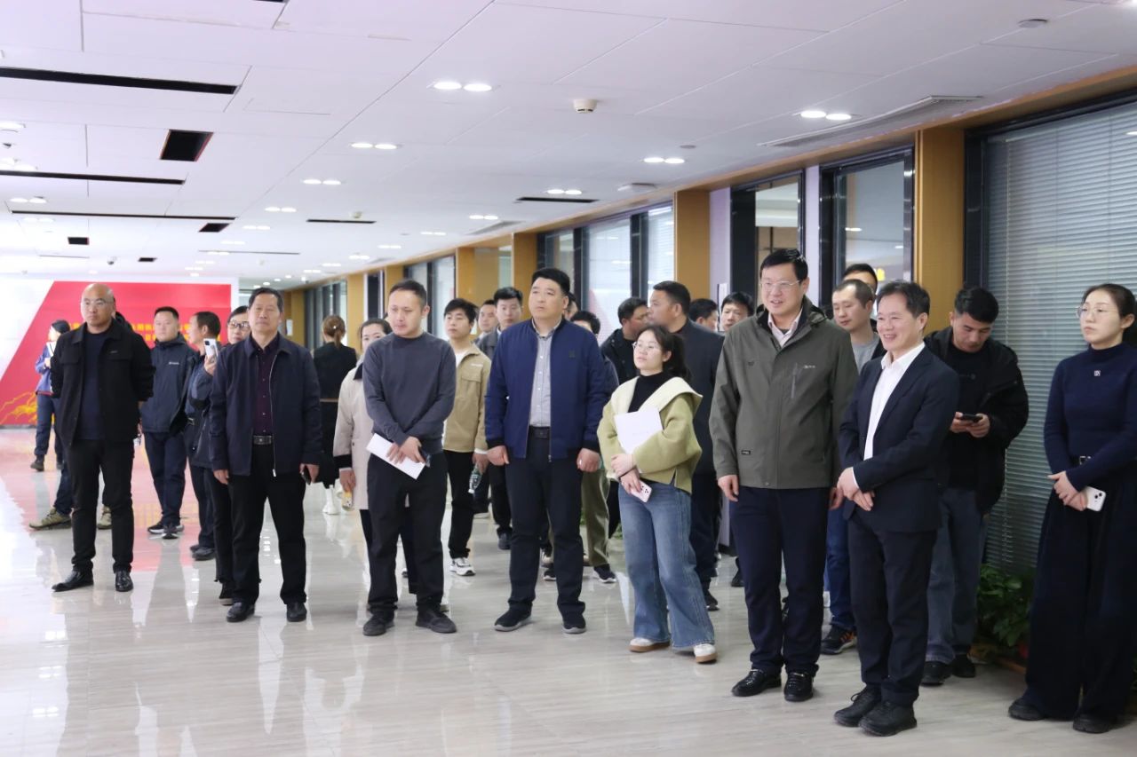 新沂市“兩企三新”黨工建工作培訓(xùn)班一行到集團(tuán)學(xué)習(xí)交流黨建工作